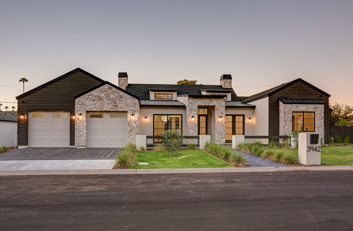 Custom home on Elm St in Phoenix built by Barkan Construction — photo 1 of 8